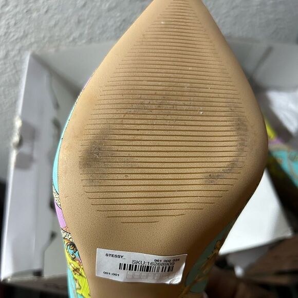 NWB ALDO Multi Color (Stessy) Pumps - Size 9 - Picture 7 of 9